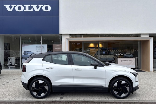 Used Volvo EX30 2025 for sale - 76325928: Photo 2