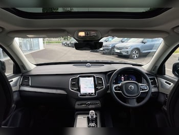 Used Volvo XC90 2024 for sale - 75756617: Photo
