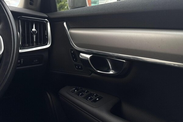 Used Volvo V90 2021 for sale - 75609755: Photo 41