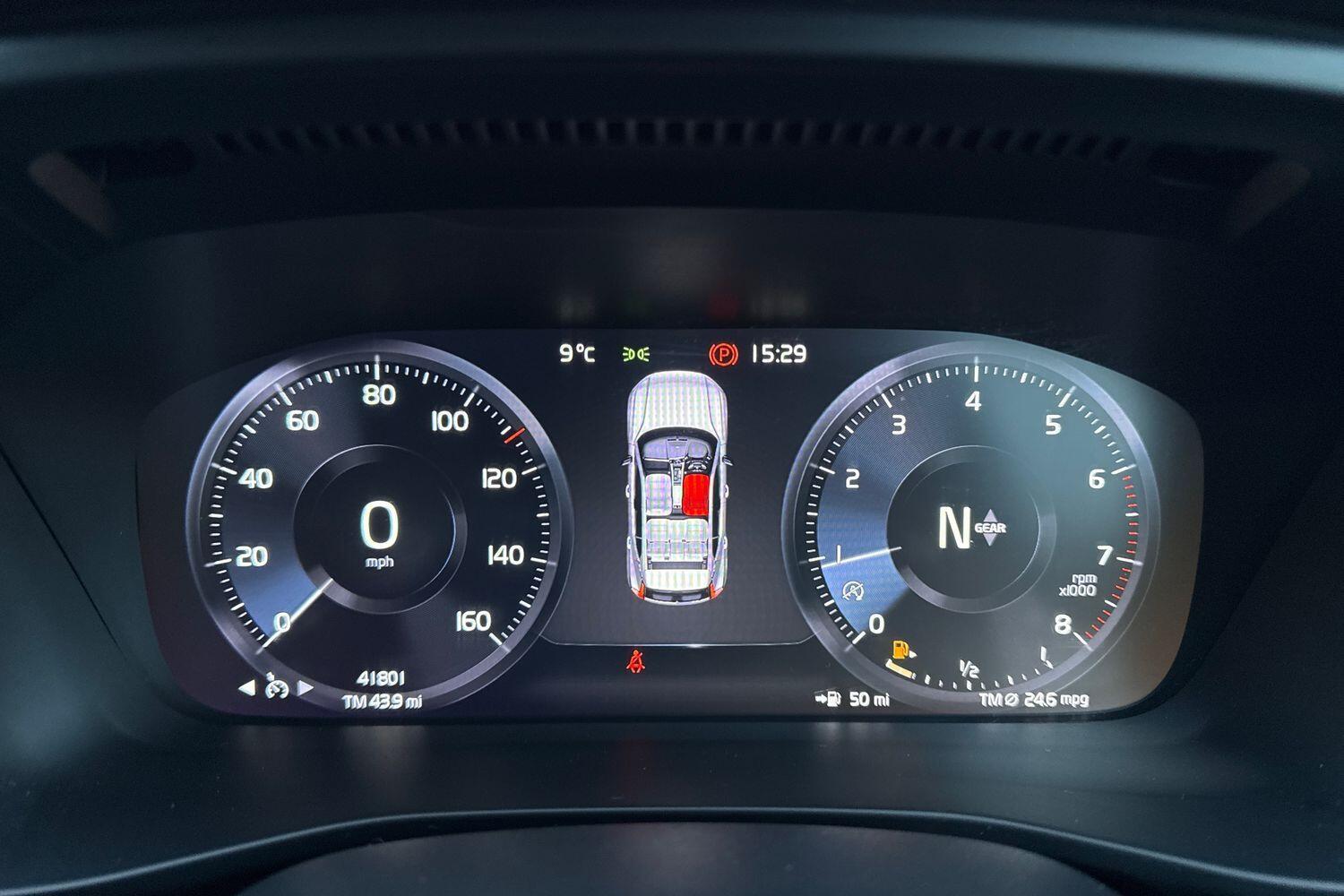 Used Volvo XC40 2021 for sale - 76913878: Photo 43