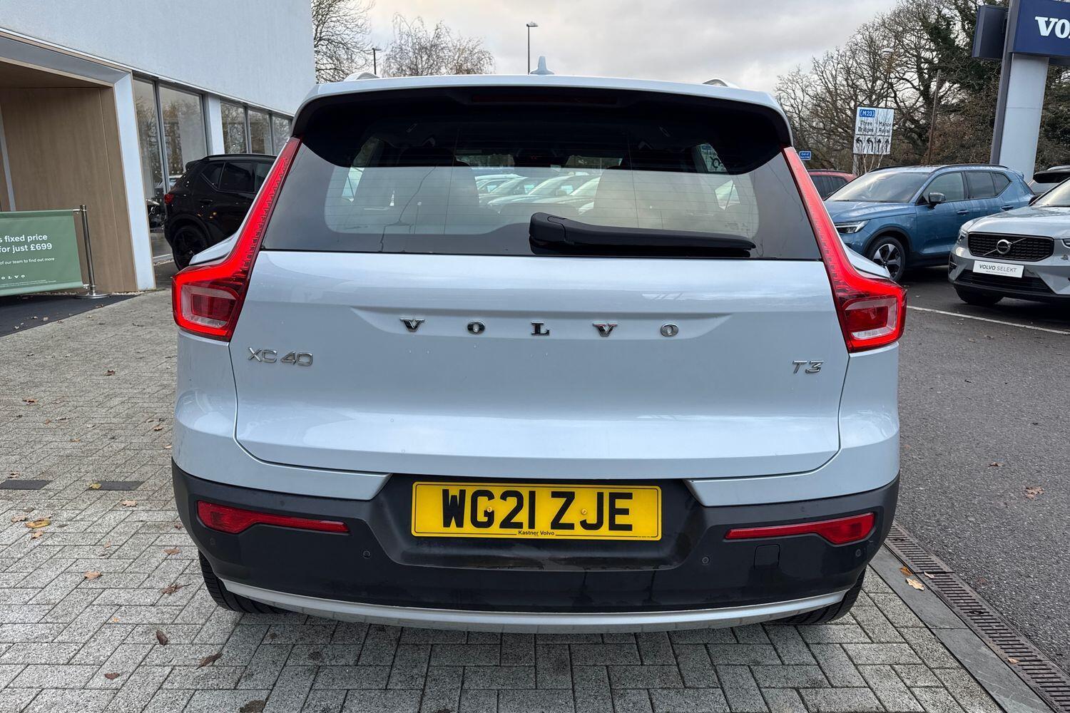 Used Volvo XC40 2021 for sale - 76913878: Photo 9