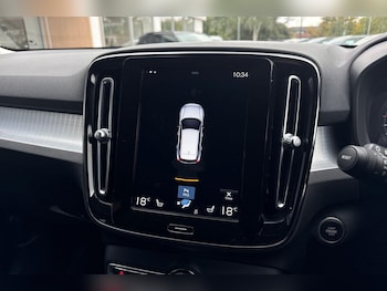 Used Volvo XC40 2020 for sale - 76251457: Photo