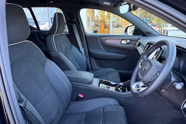 Used Volvo XC40 2022 for sale - 75741770: Photo 25