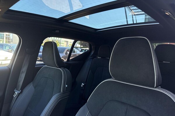 Used Volvo XC40 2022 for sale - 75741770: Photo 28