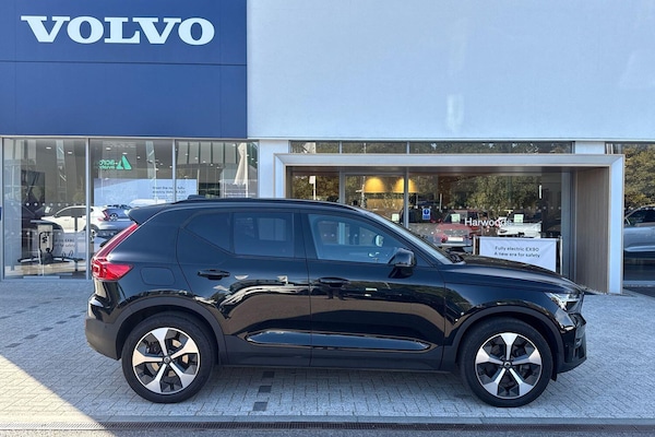 Used Volvo XC40 2022 for sale - 75741770: Photo 2