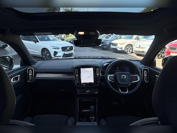 Used Volvo XC40 2022 for sale - 75741770: Photo