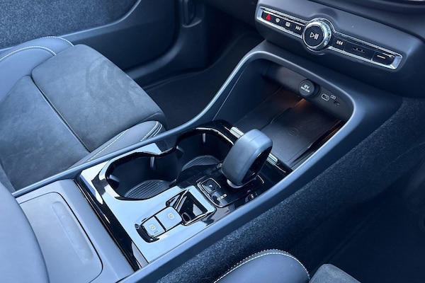 Used Volvo XC40 2022 for sale - 75741770: Photo 44
