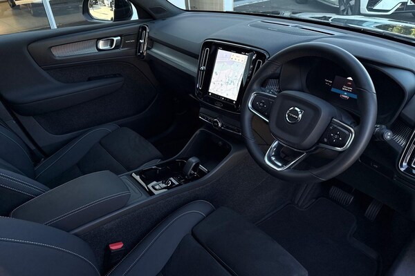 Used Volvo XC40 2022 for sale - 75741770: Photo 5