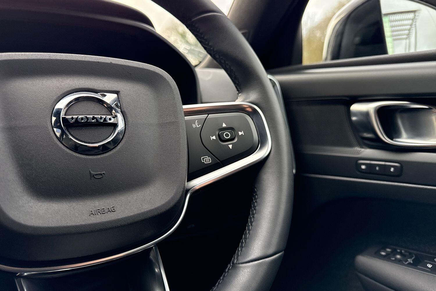 Used Volvo XC40 2022 for sale - 77537140: Photo 37