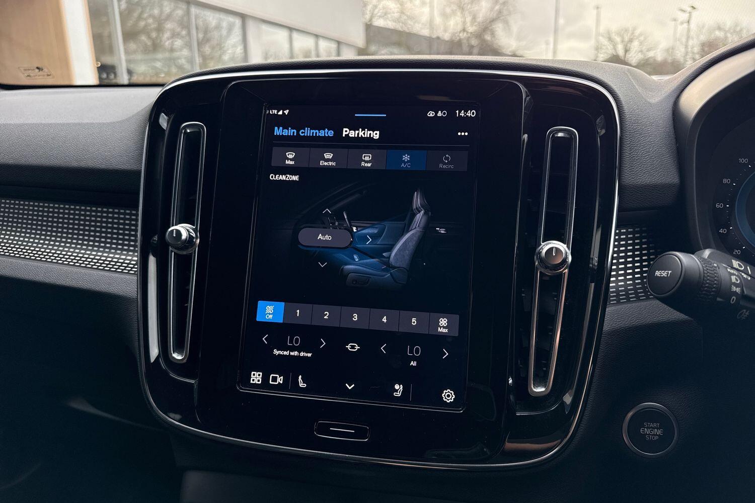 Used Volvo XC40 2022 for sale - 77537140: Photo 38