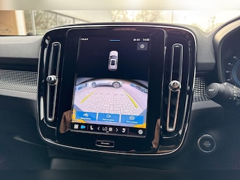 Used Volvo XC40 2022 for sale - 77537140: Photo