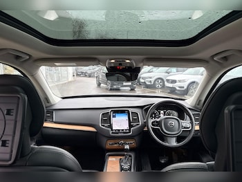 Used Volvo XC90 2018 for sale - 77511052: Photo