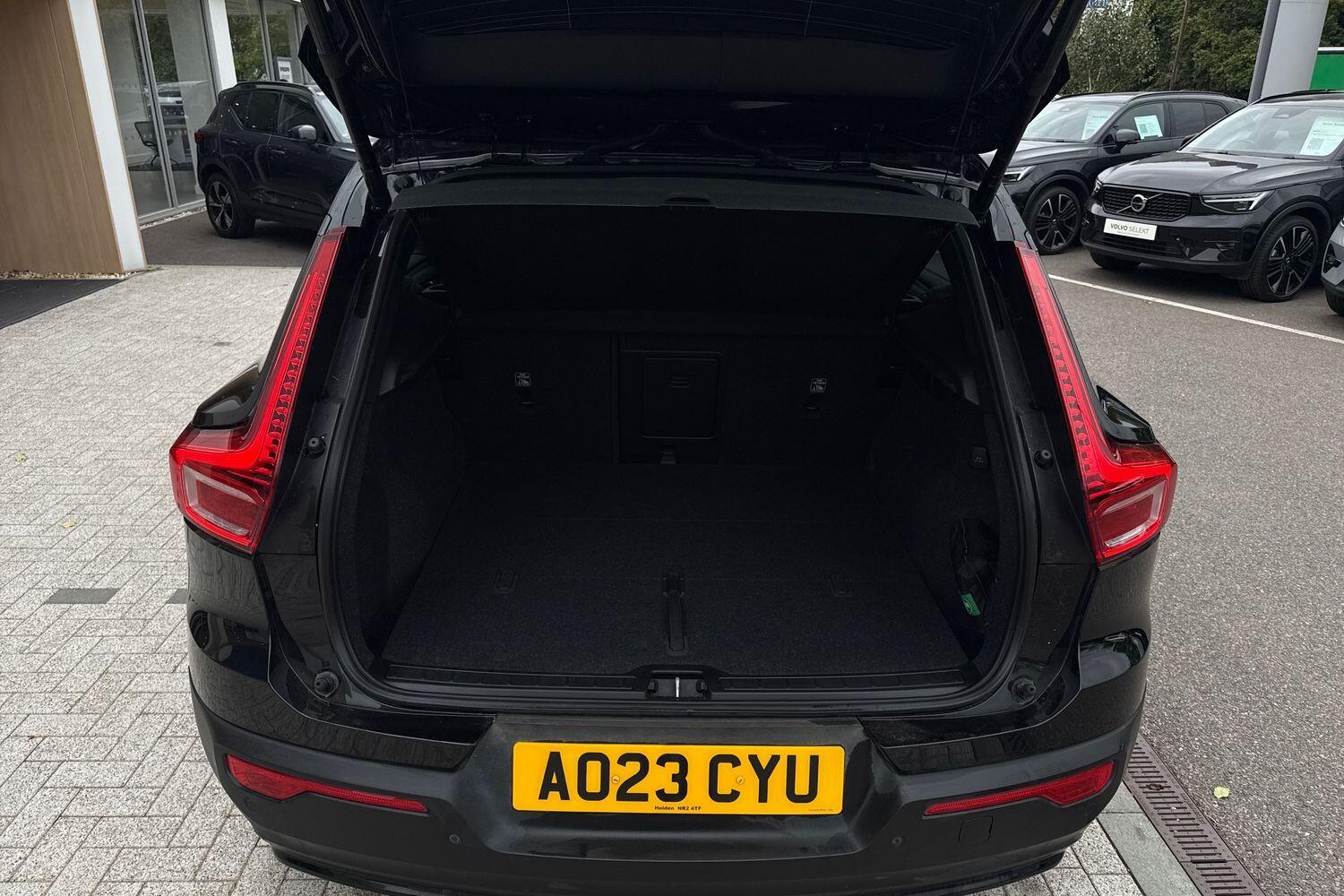 Used Volvo XC40 2023 for sale - 76108814: Photo 19