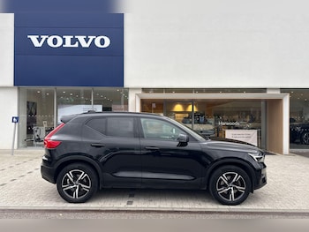 Used Volvo XC40 2023 for sale - 76108814: Photo 2