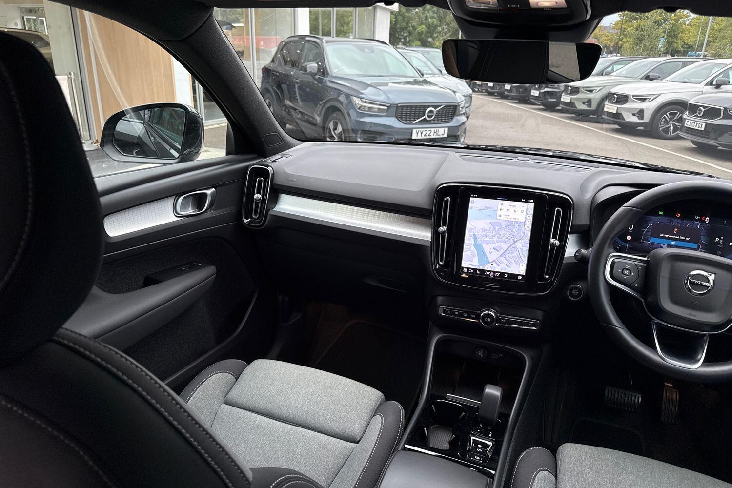 Used Volvo XC40 2023 for sale - 76108814: Photo 31