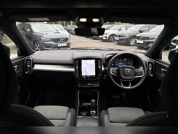 Used Volvo XC40 2023 for sale - 76108814: Photo 3