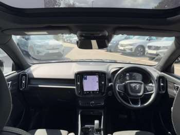 Used Volvo XC40 2023 for sale - 75402098: Photo