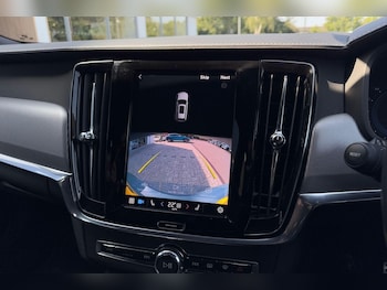 Used Volvo V90 2022 for sale - 75563261: Photo