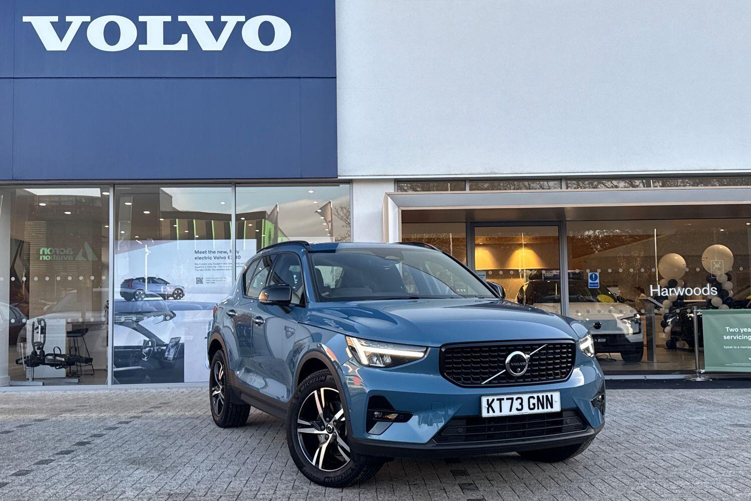 Used Volvo XC40 for sale - 76727101: Photo 1