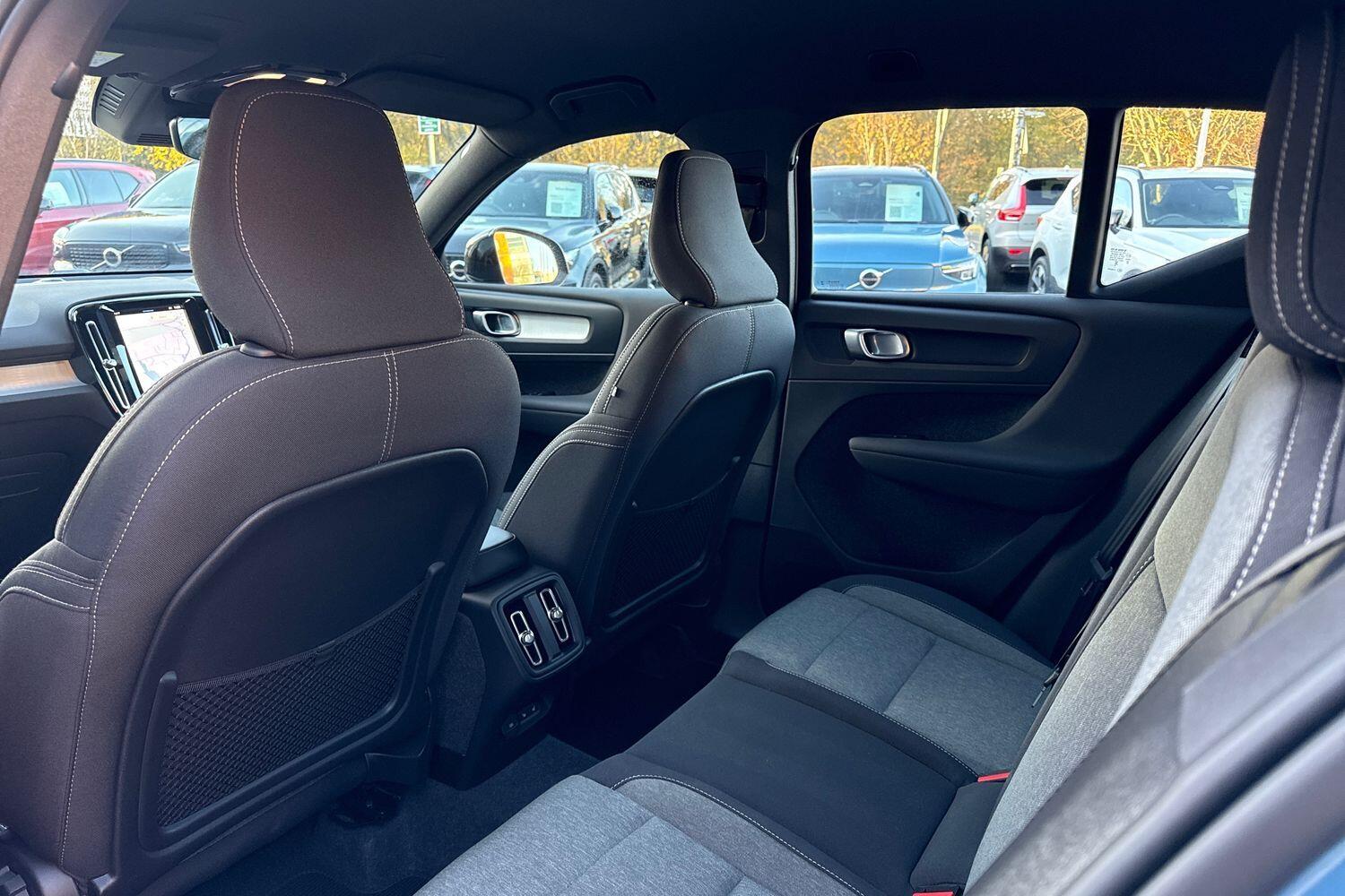 Used Volvo XC40 for sale - 76727101: Photo 30