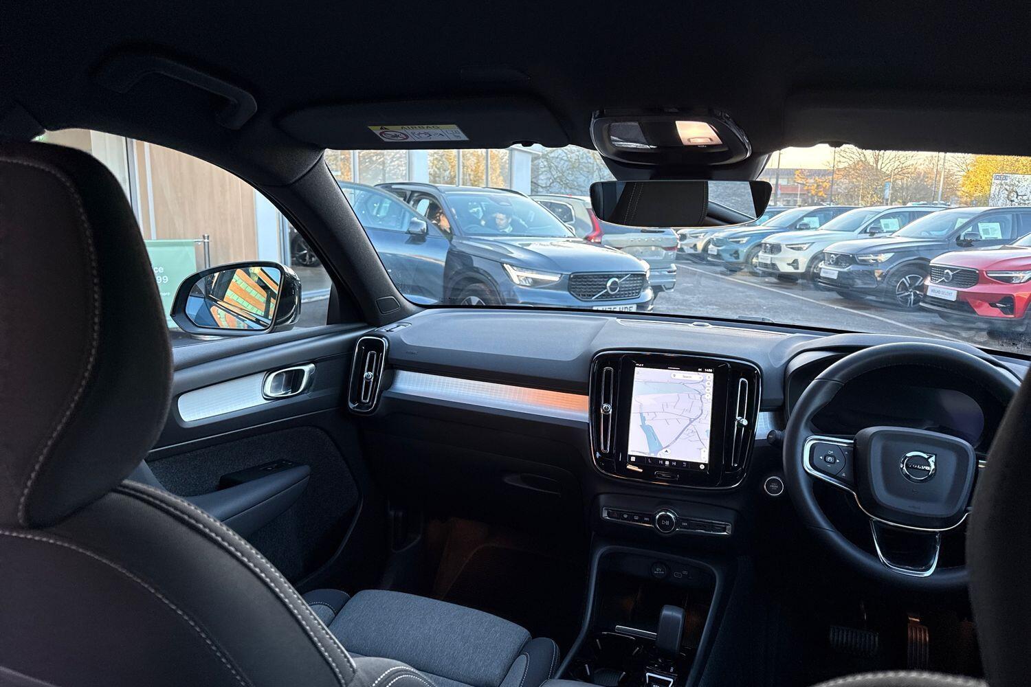 Used Volvo XC40 for sale - 76727101: Photo 31