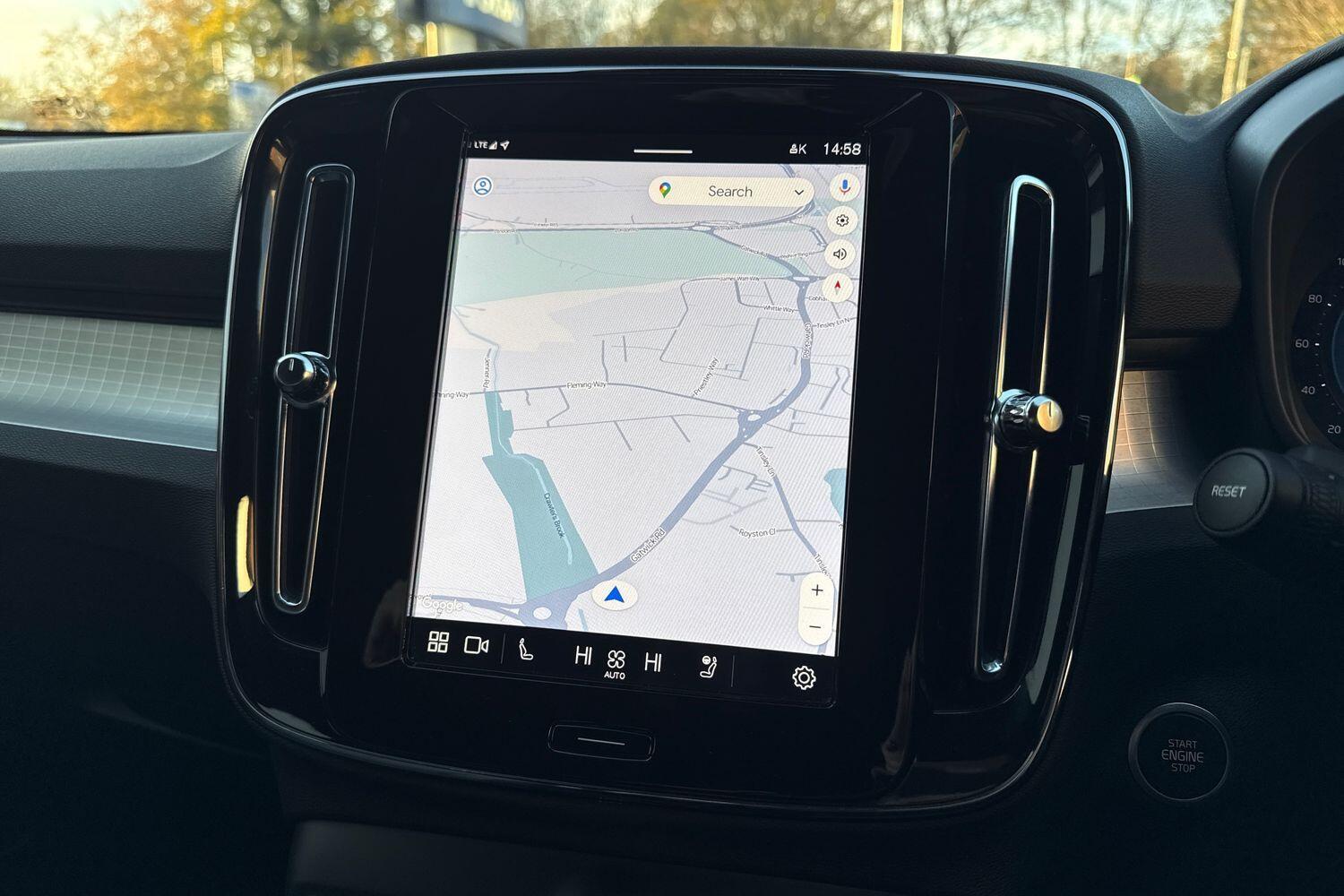 Used Volvo XC40 for sale - 76727101: Photo 37