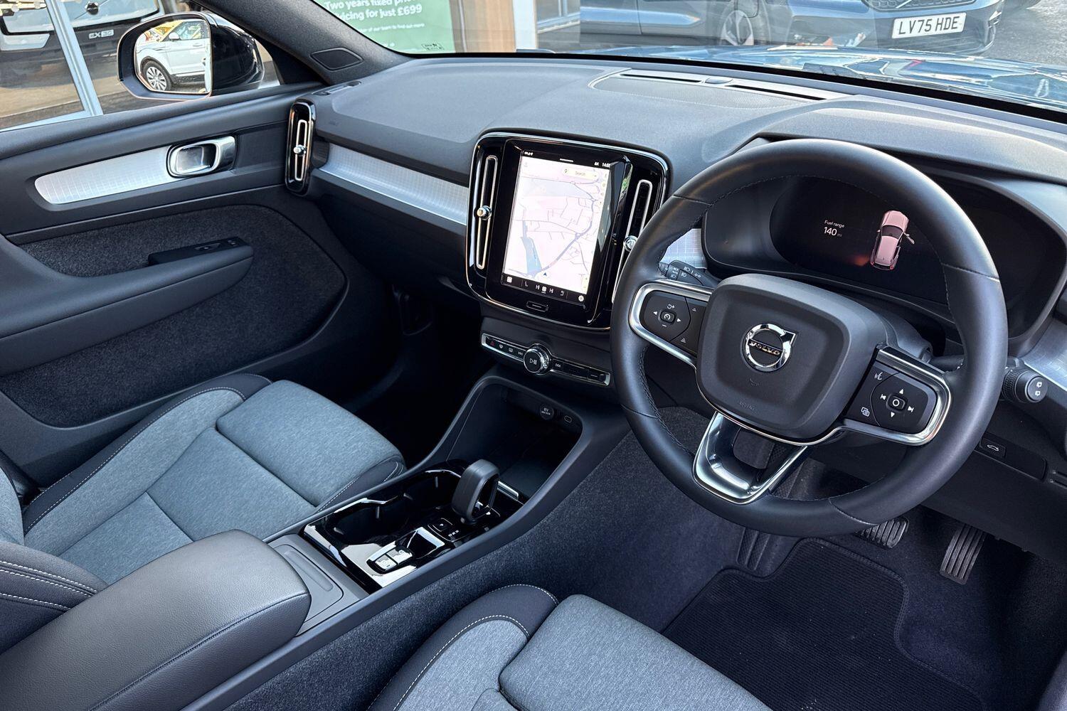 Used Volvo XC40 for sale - 76727101: Photo 6