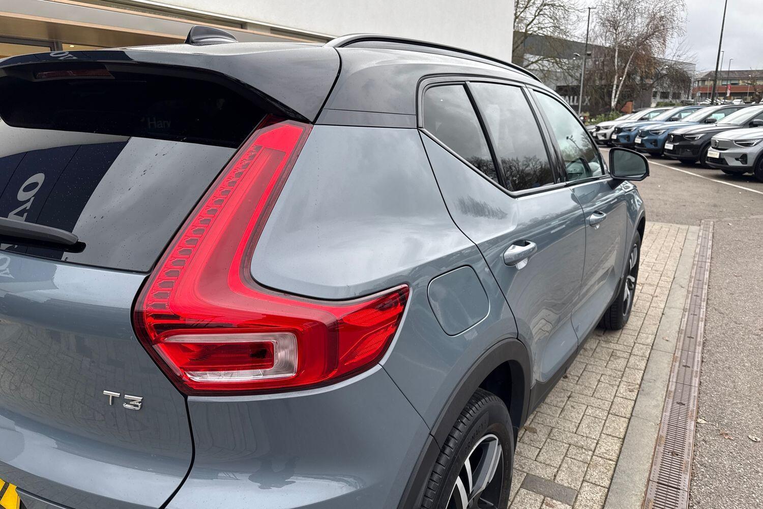 Used Volvo XC40 for sale - 76997039: Photo 15