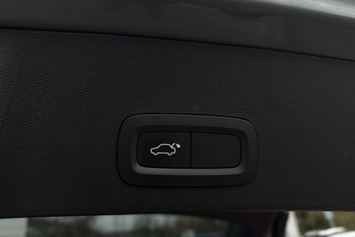 Used Volvo XC40 for sale - 76997039: Photo 21