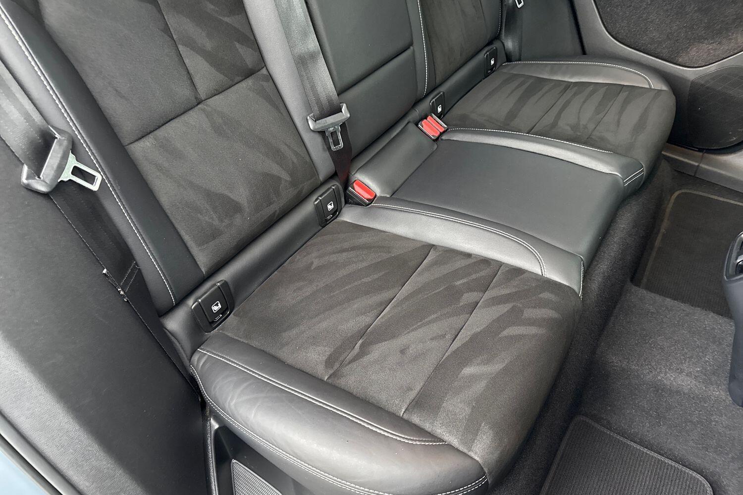 Used Volvo XC40 for sale - 76997039: Photo 25