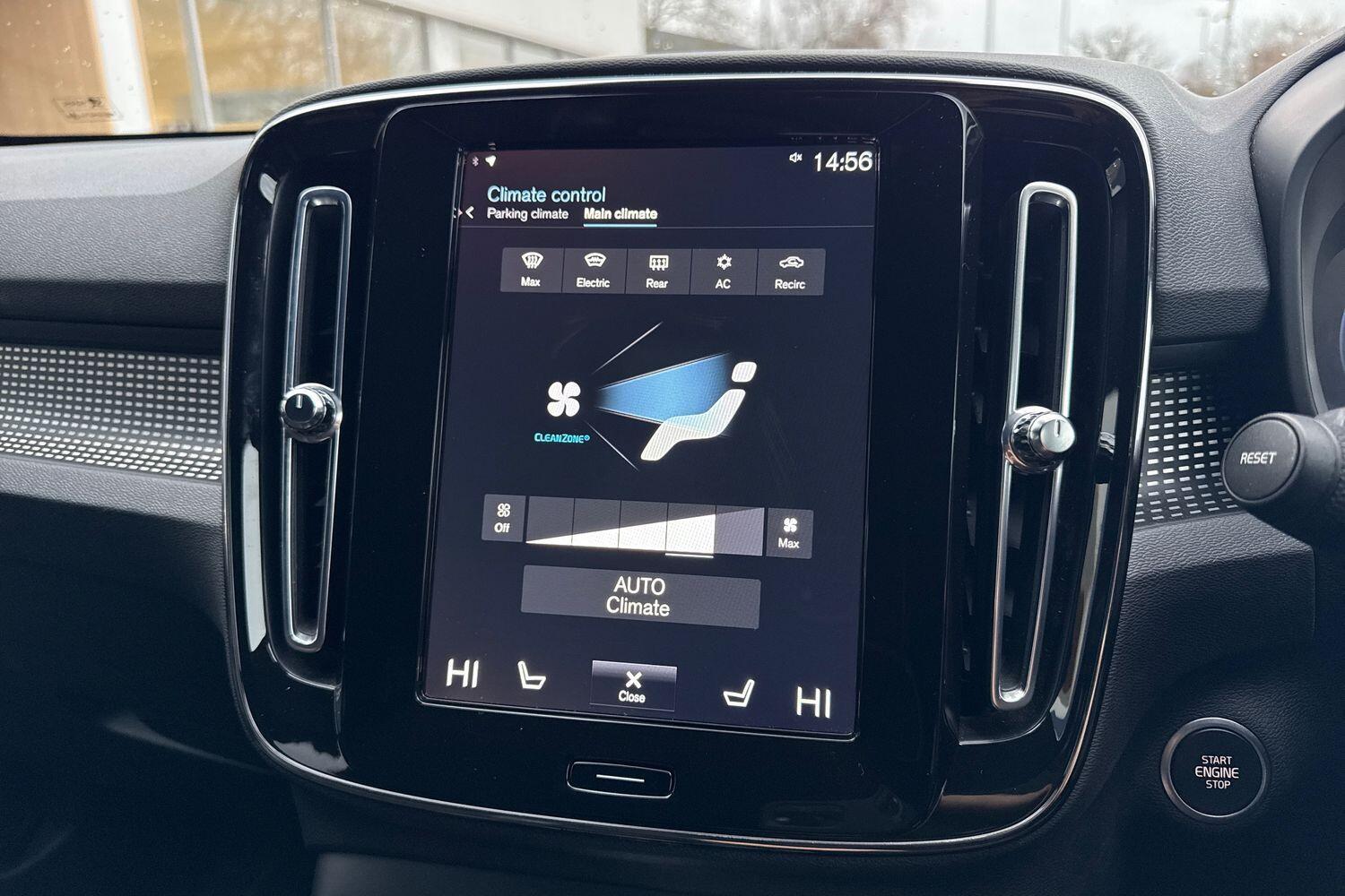 Used Volvo XC40 for sale - 76997039: Photo 38