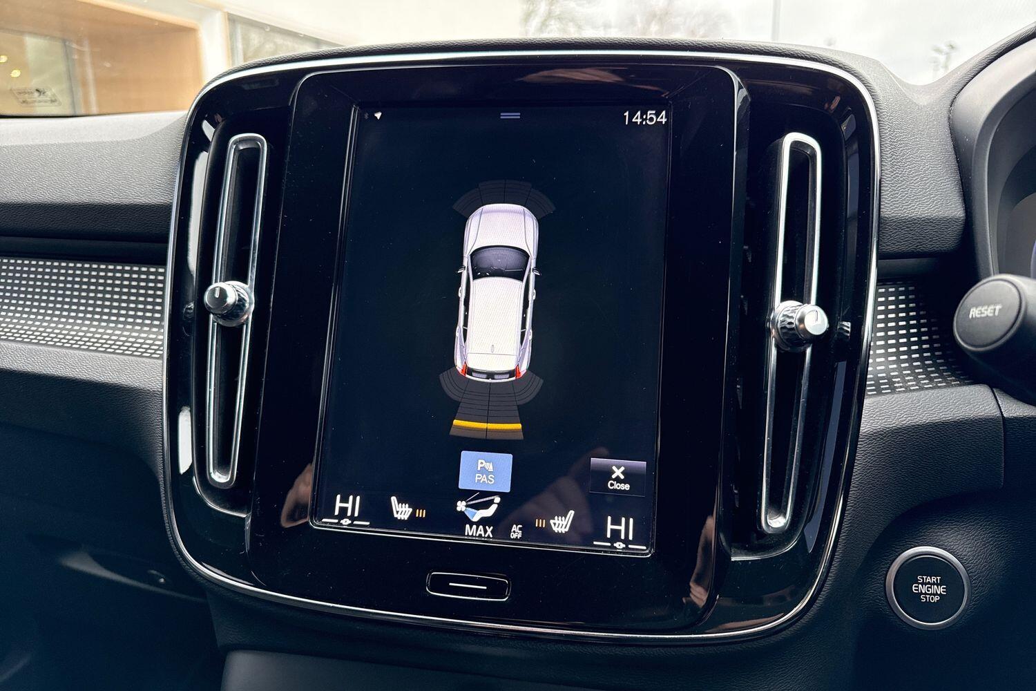 Used Volvo XC40 2020 for sale - 77255323: Photo 37