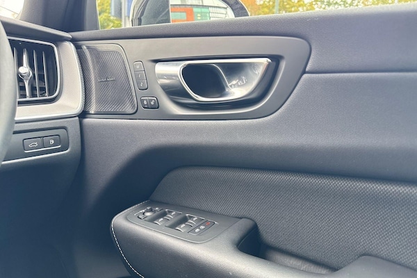 Used Volvo XC60 2022 for sale - 76246753: Photo 42