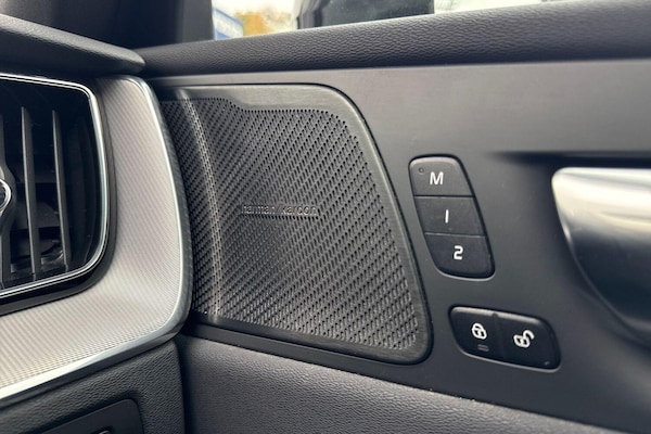 Used Volvo XC60 2022 for sale - 76246753: Photo 43