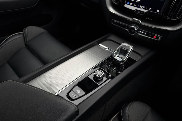 Used Volvo XC60 2022 for sale - 76246753: Photo 44