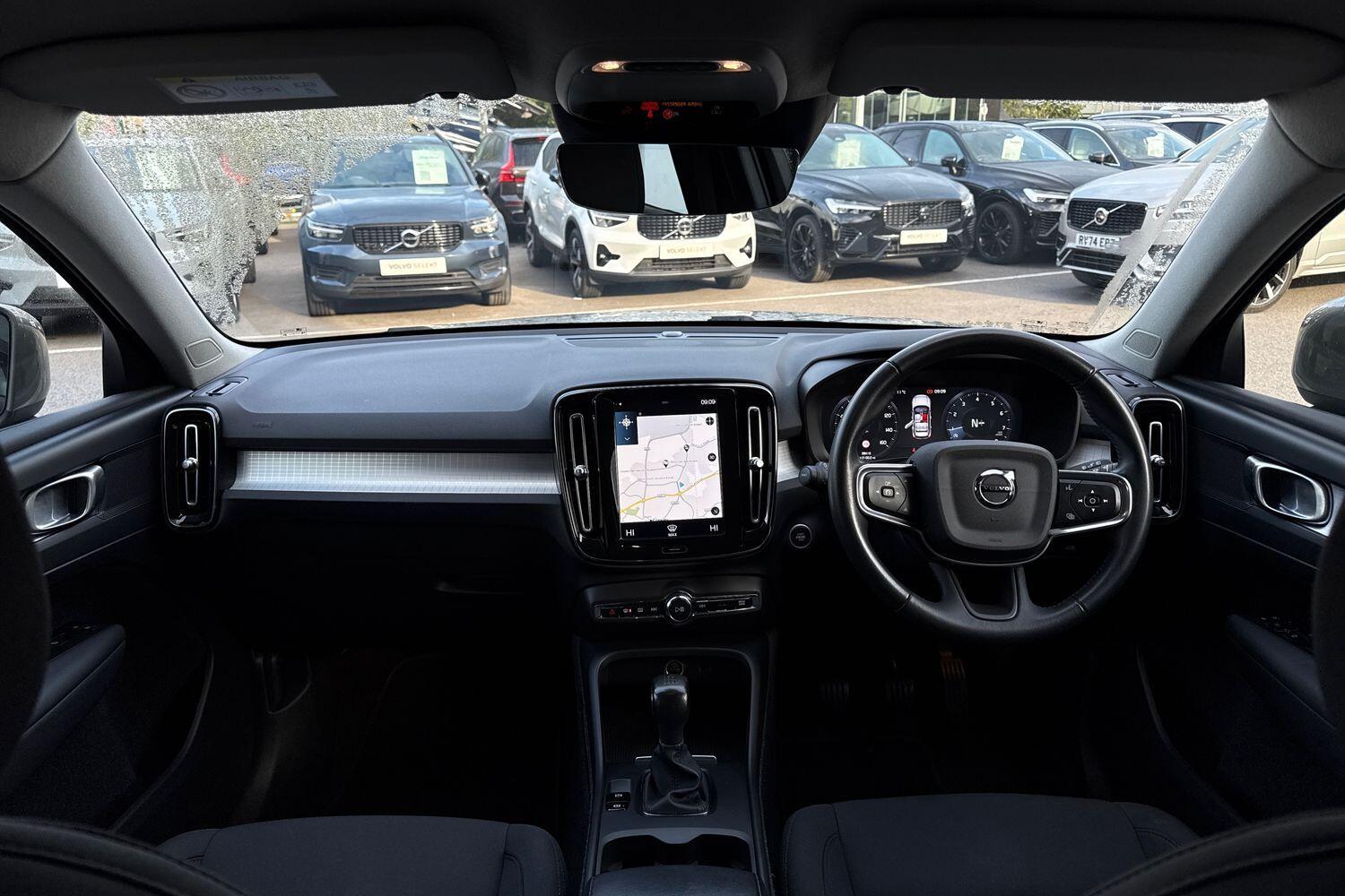 Used Volvo XC40 2021 for sale - 76073239: Photo 3