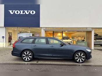 Used Volvo V90 2025 for sale - 77144485: Photo