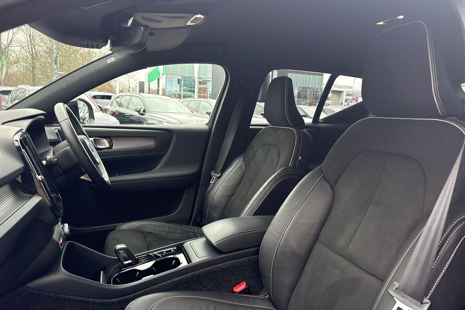 Used Volvo XC40 2021 for sale - 77657935: Photo 28