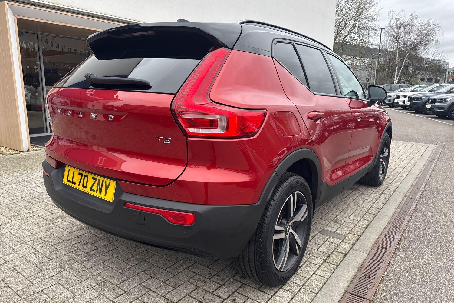 Used Volvo XC40 2021 for sale - 77657935: Photo 8
