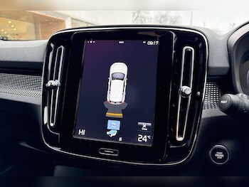 Used Volvo XC40 2021 for sale - 77424659: Photo