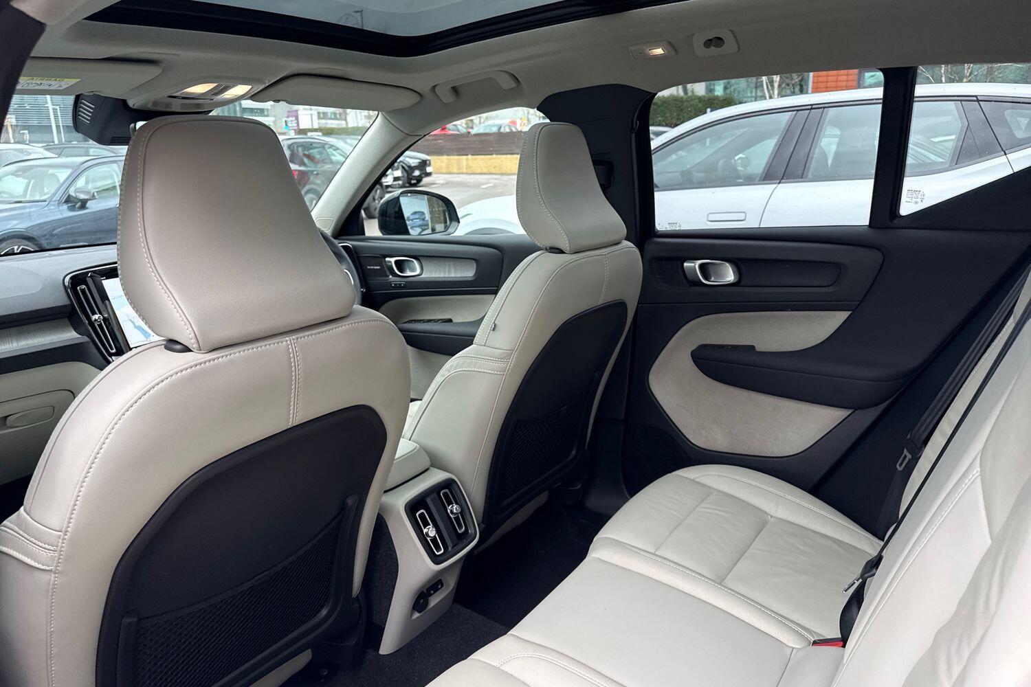 Used Volvo XC40 2022 for sale - 77523835: Photo 31