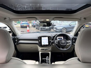 Used Volvo XC40 2022 for sale - 77523835: Photo