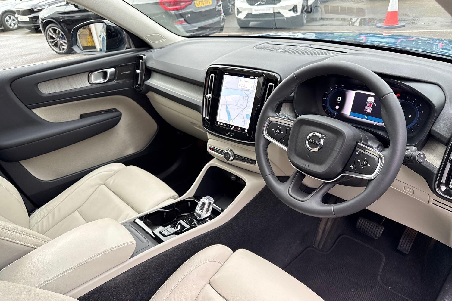 Used Volvo XC40 2022 for sale - 77523835: Photo 6