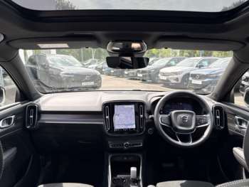 Used Volvo XC40 2023 for sale - 75140502: Photo