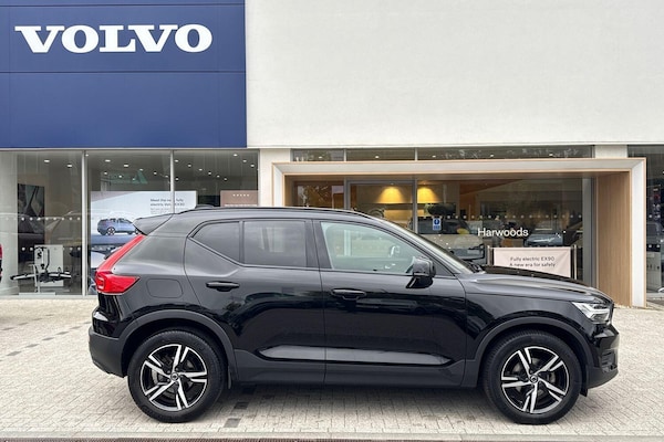 Used Volvo XC40 2021 for sale - 76295662: Photo 2