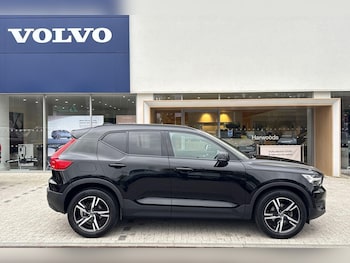 Used Volvo XC40 2021 for sale - 76295662: Photo 2
