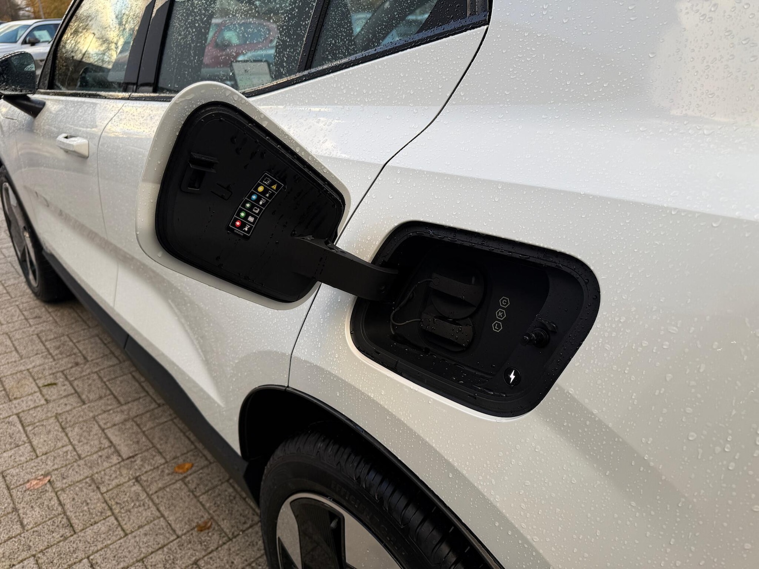 Used Volvo EX30 2025 for sale - 76780784: Photo 15