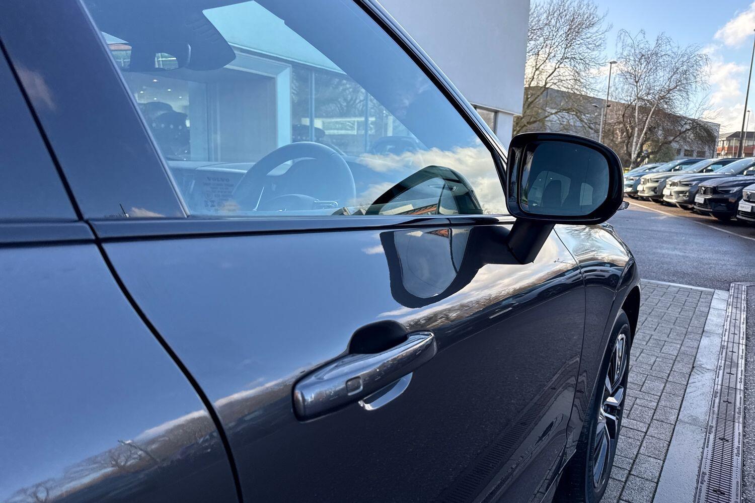 Used Volvo XC60 2023 for sale - 77358323: Photo 17