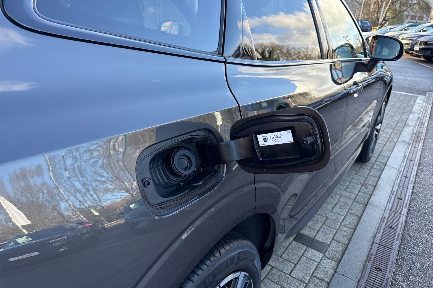 Used Volvo XC60 2023 for sale - 77358323: Photo 19