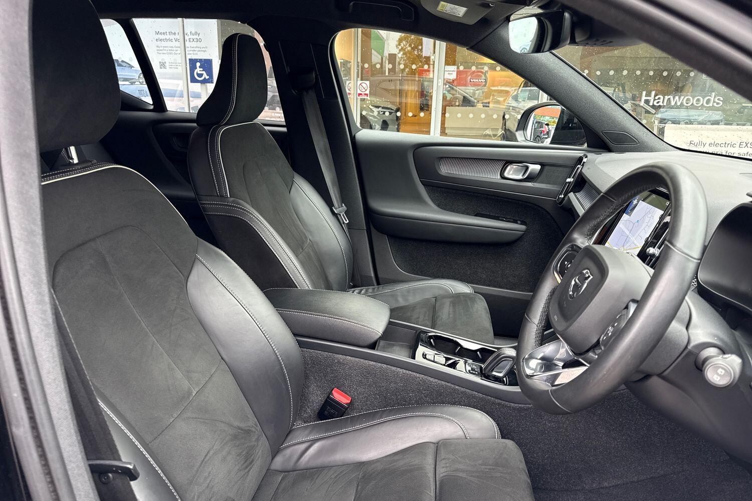 Used Volvo XC40 2022 for sale - 76456889: Photo 25